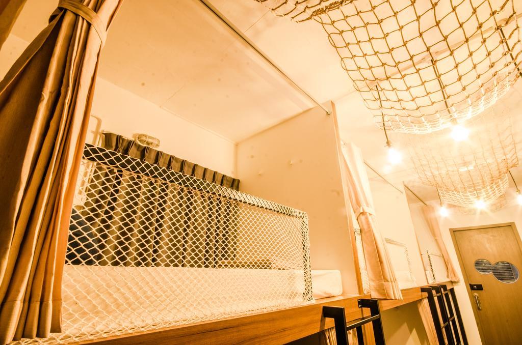 Pier 49 Hostel Bangkok Luaran gambar