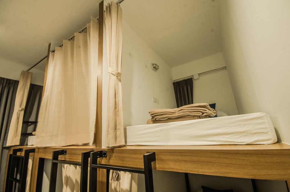 Pier 49 Hostel Bangkok Luaran gambar