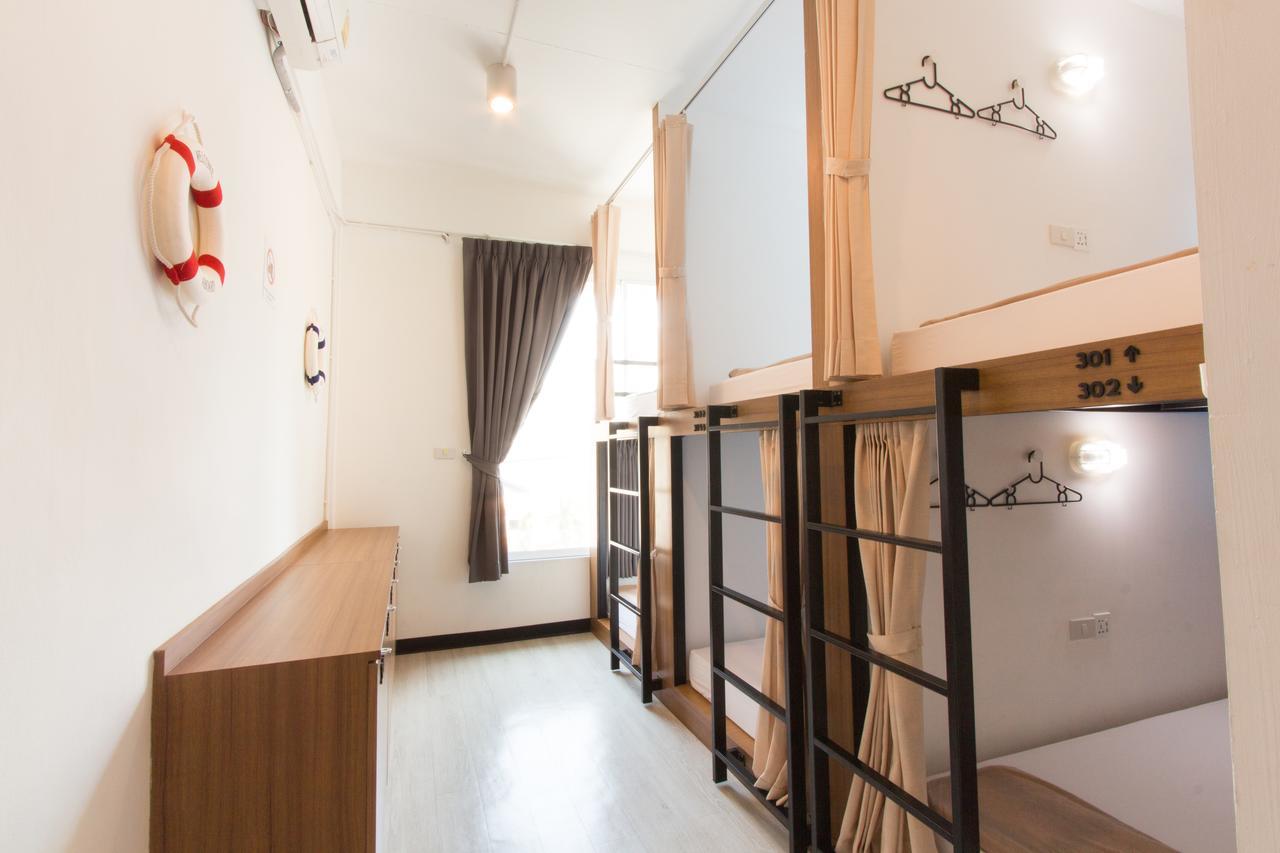 Pier 49 Hostel Bangkok Luaran gambar